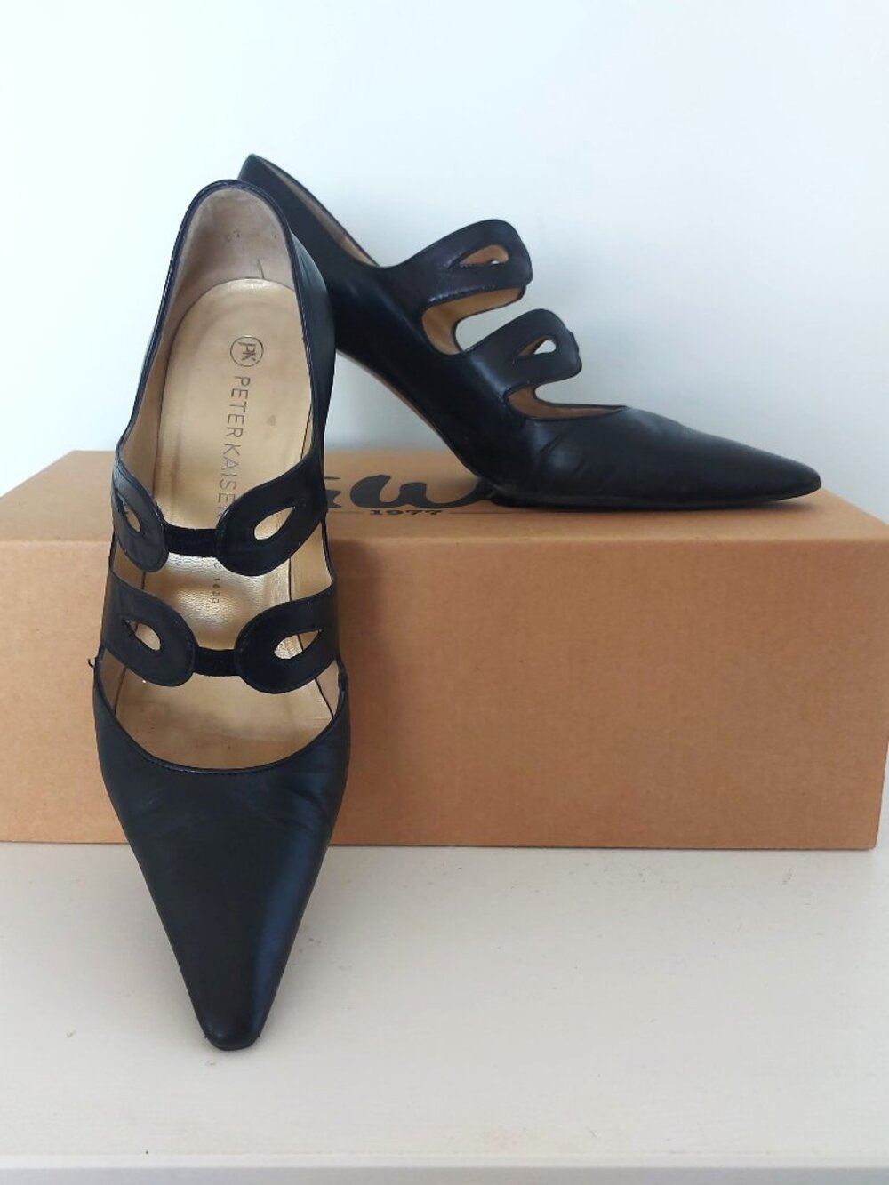 Peter Kaiser Leather Pumps With Dual Arch Strap - Size 7.5/8